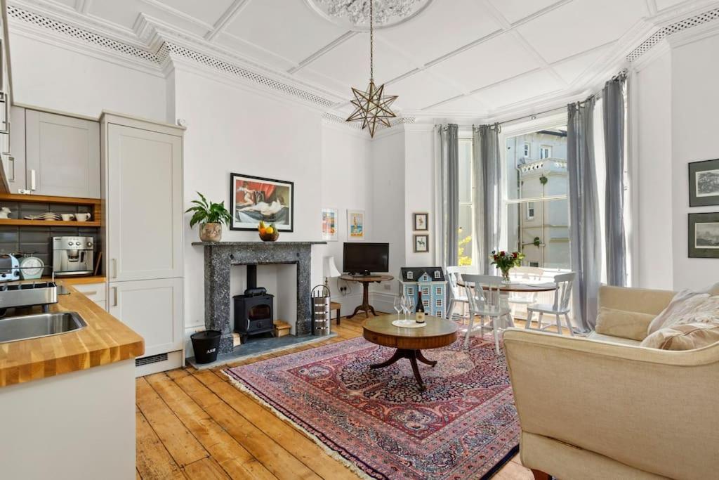 Luxurious Victorian, A Few Minutes From The Beach - Sleeps 2 Adults And Up To 3 Children Apartment St Leonards-on-Sea Exterior photo